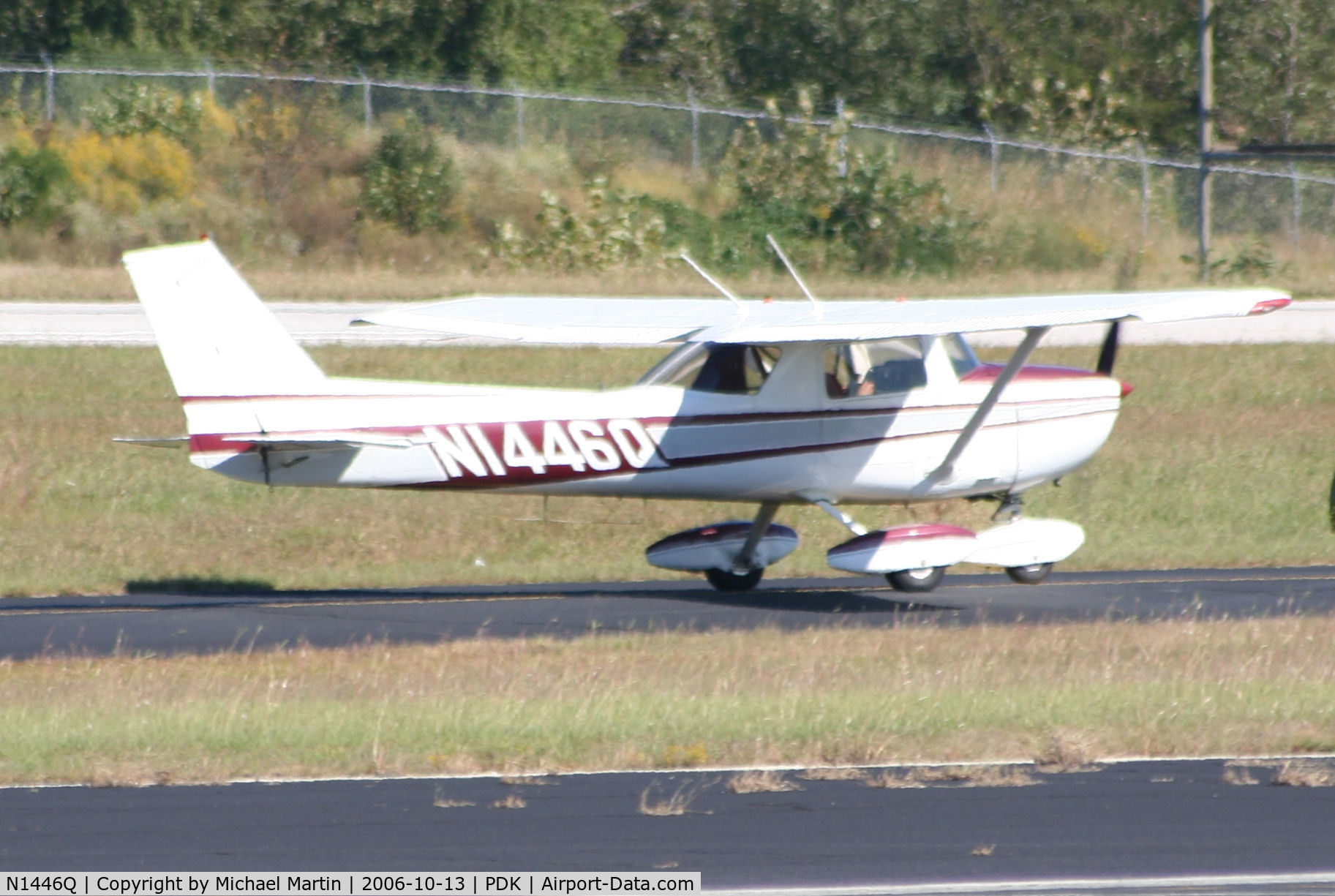 N1446Q, 1971 Cessna 150L C/N 15072746, Taxing to Runway 34