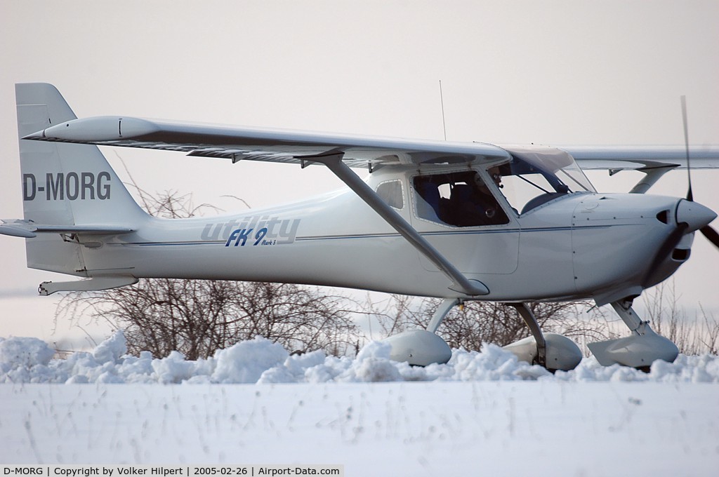 D-MORG, Tecnam P-96 Golf C/N Not found D-MELT, FK Leichtflugzeugbau FK 9