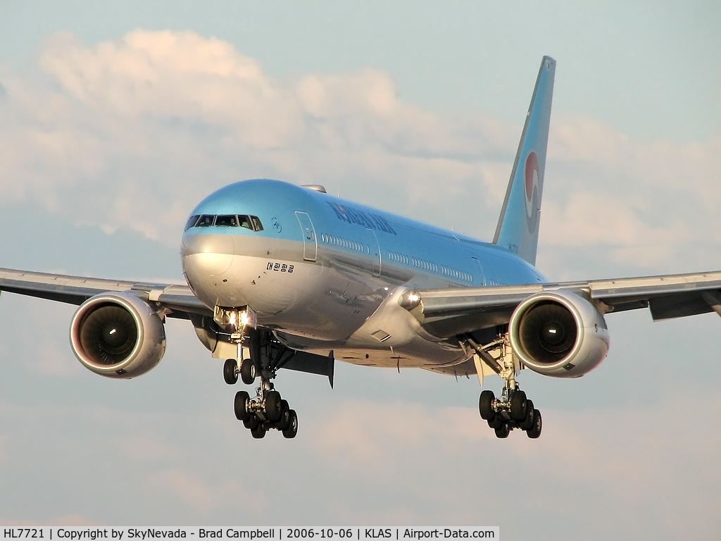 HL7721, Boeing 777-2B5/ER C/N 33727, Korean Air / Boeing 777-2B5 (ER)