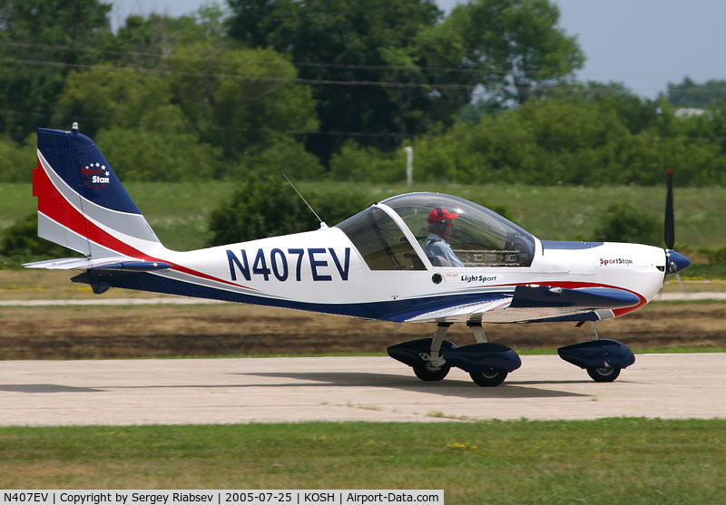 N407EV, 2005 Evektor-Aerotechnik SPORTSTAR C/N 20050407, EAA AirVenture 2006