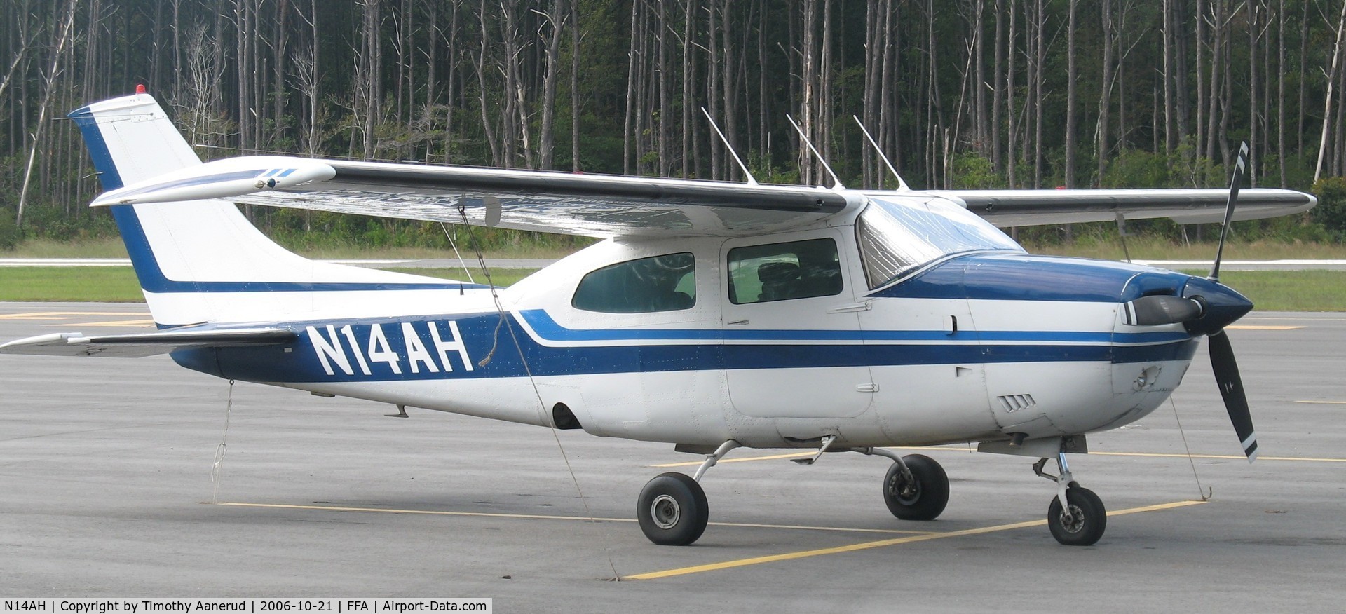 N14AH, Cessna 210L Centurion C/N 21060630, Cessna 210L Centurion, c/n 21060630, Parked at First Flight Airport, Kitty Hawk, NC