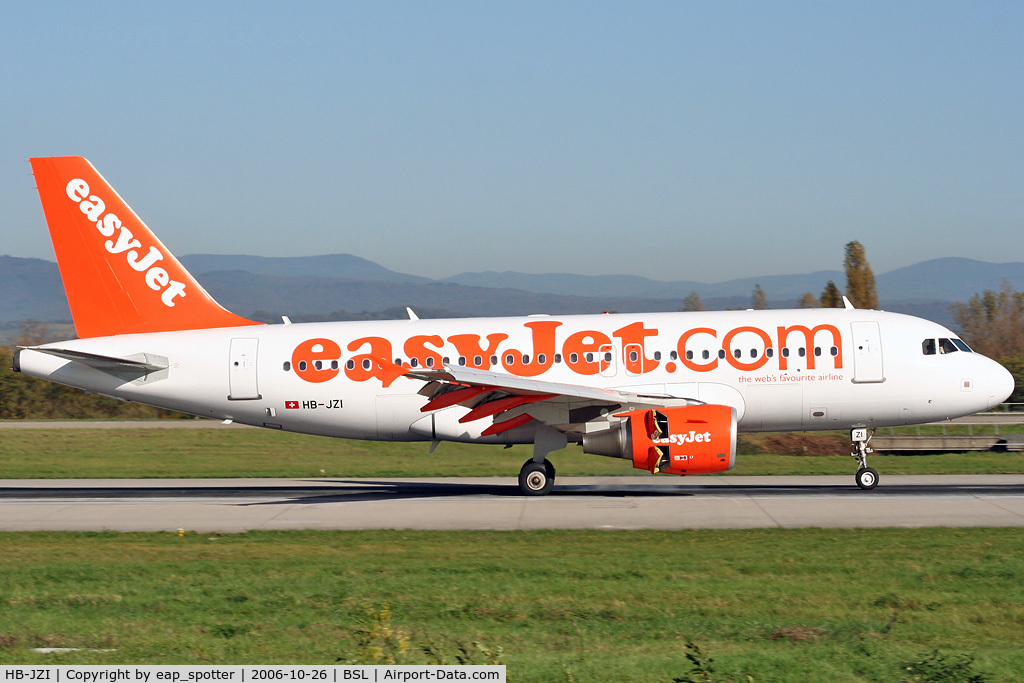 HB-JZI, 2004 Airbus A319-111 C/N 2245, landing on runway 16 inbond from Rome