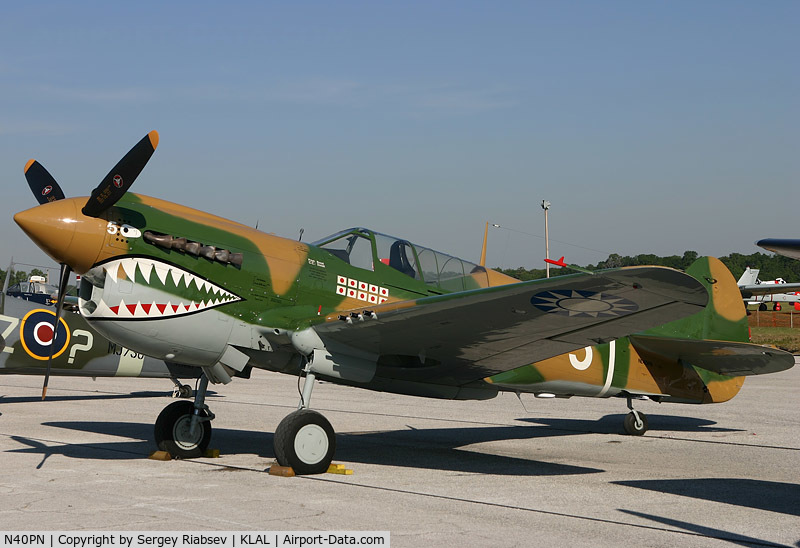 N40PN, 1944 Curtiss P-40N Warhawk C/N 33109, Sun-n-fun 2006