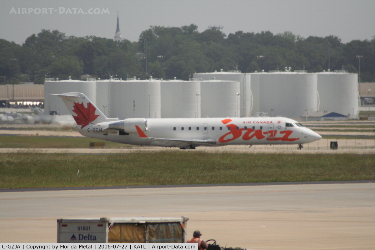 C-GZJA, 2005 Bombardier CRJ-200ER (CL-600-2B19) C/N 8018, Long CRJ ride from Canada to Atlanta