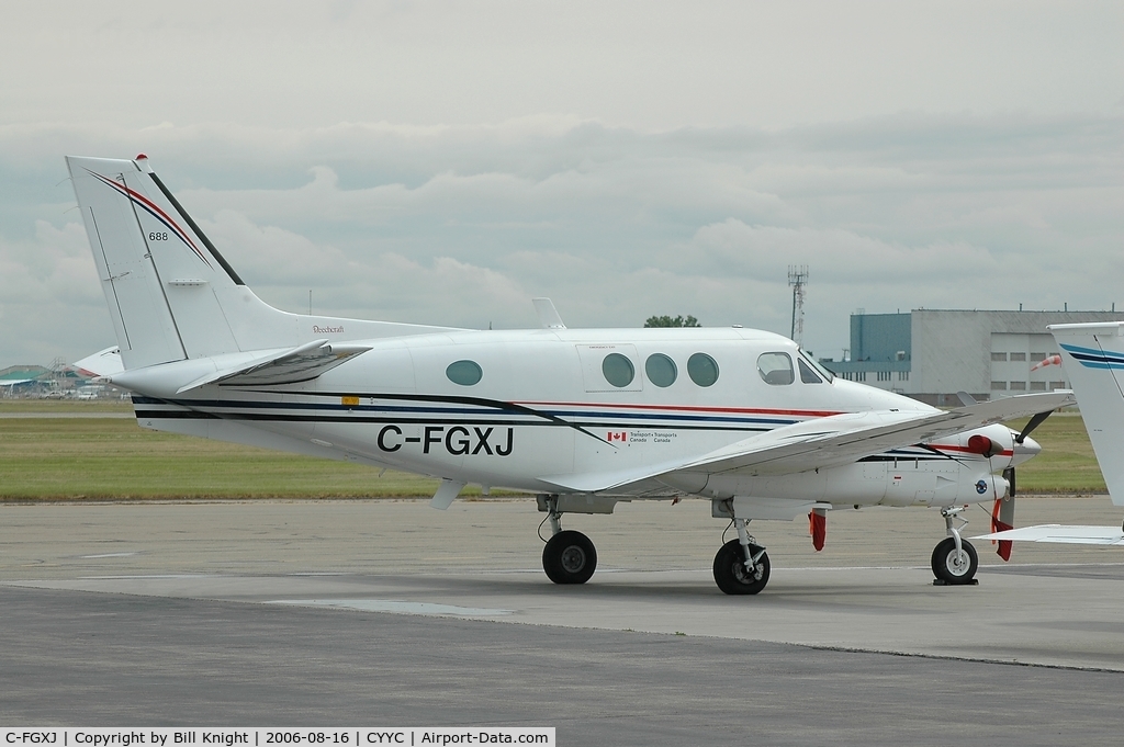 C-FGXJ, Beech C90A King Air C/N LJ-1178, CYYC