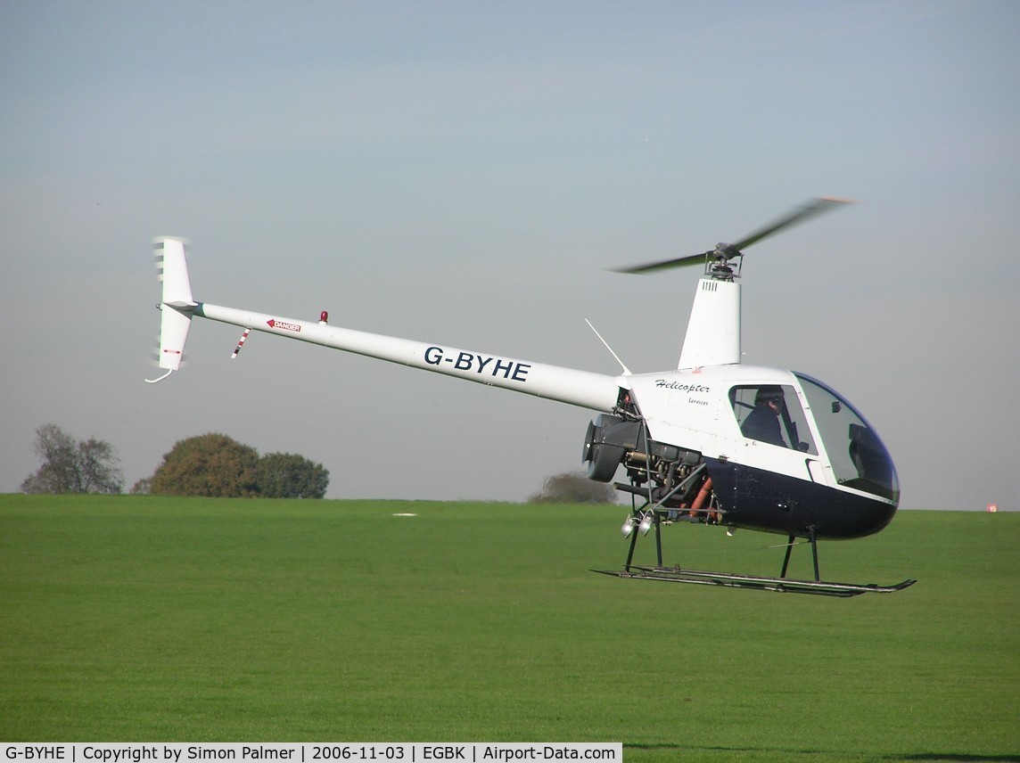 G-BYHE, 1991 Robinson R22 Beta C/N 2023, Robinson R-22 at Sywell