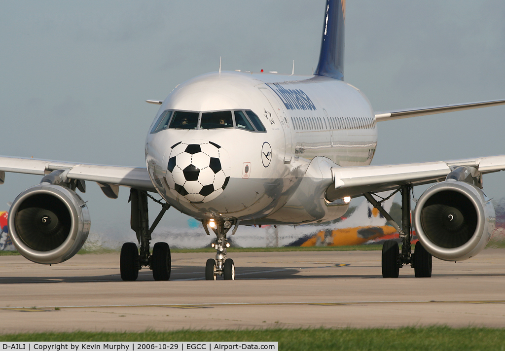 D-AILI, 1997 Airbus A319-114 C/N 651, Soccer nose