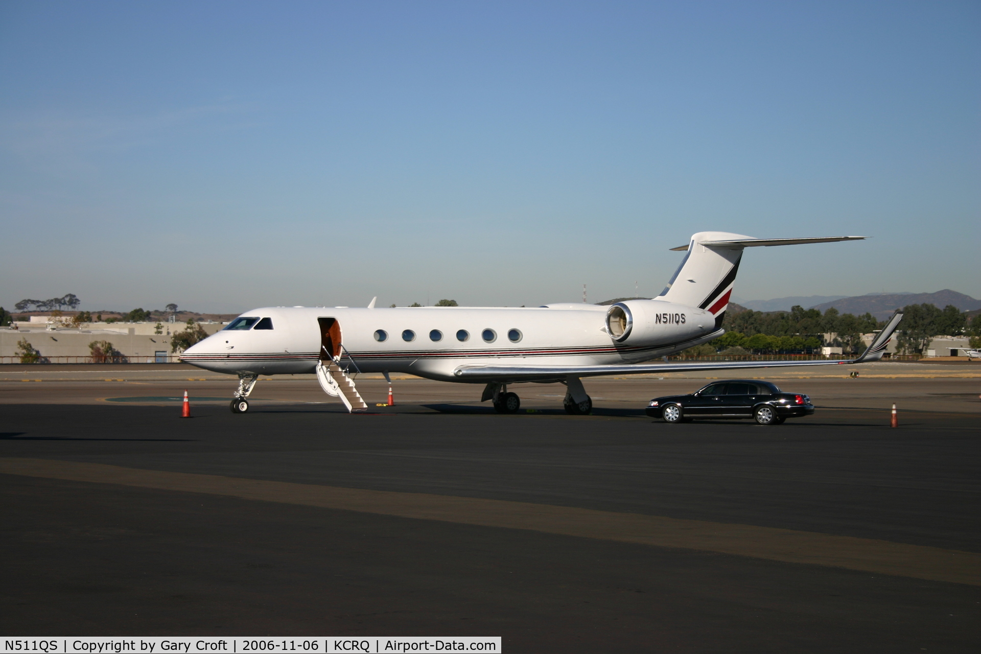 N511QS, 2001 Gulfstream Aerospace G-V C/N 647, Departing Mc Clellean Palomar Airport