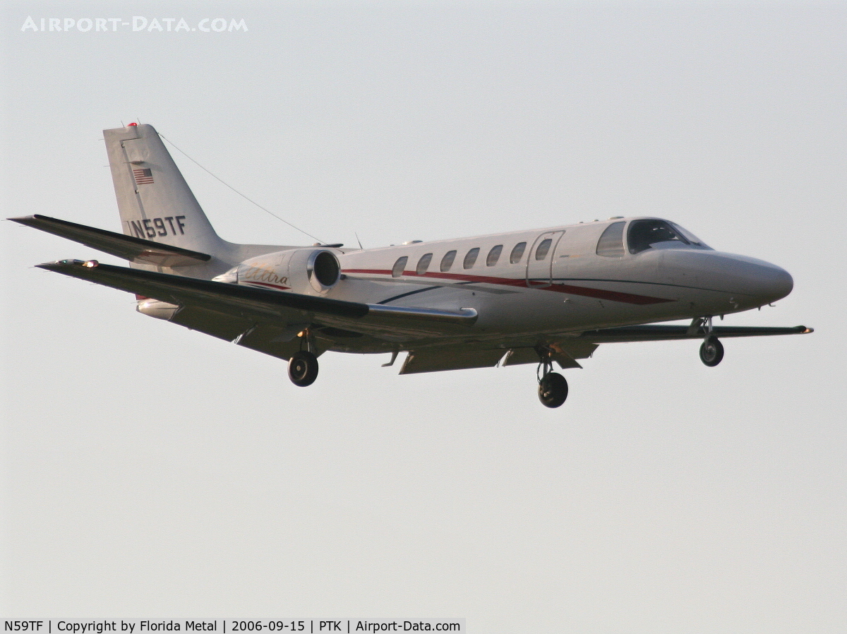 N59TF, 1997 Cessna 560 Citation V C/N 560-0422, landing