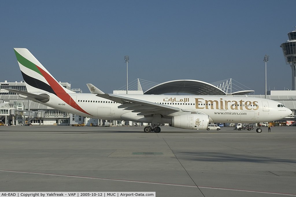 A6-EAD, 2001 Airbus A330-243 C/N 382, Emirates Airbus 330-200