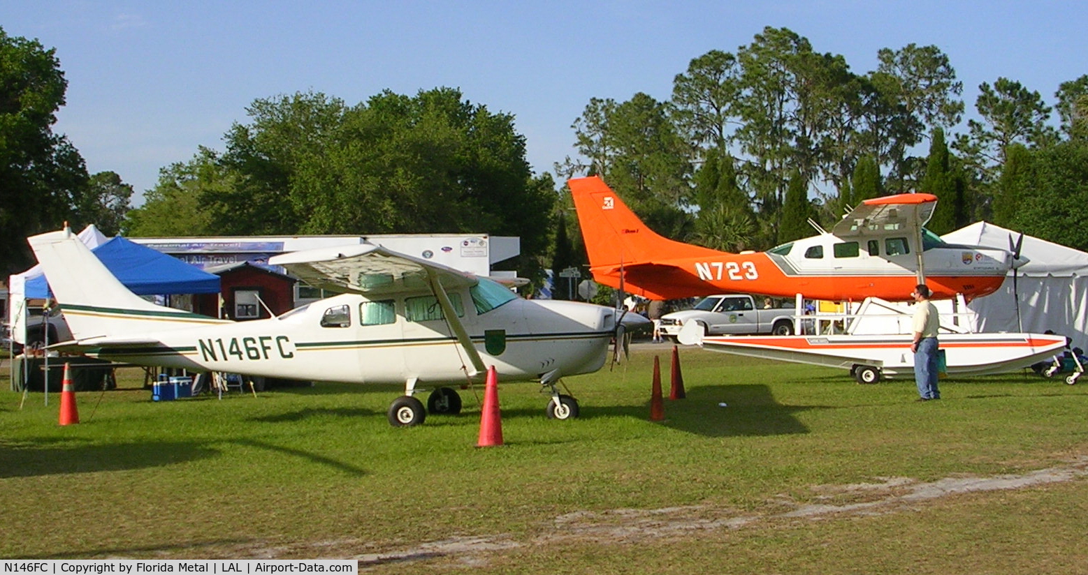 N146FC, 1966 Cessna P206A Super Skylane C/N P206-0247, Sun N Fun Entrance