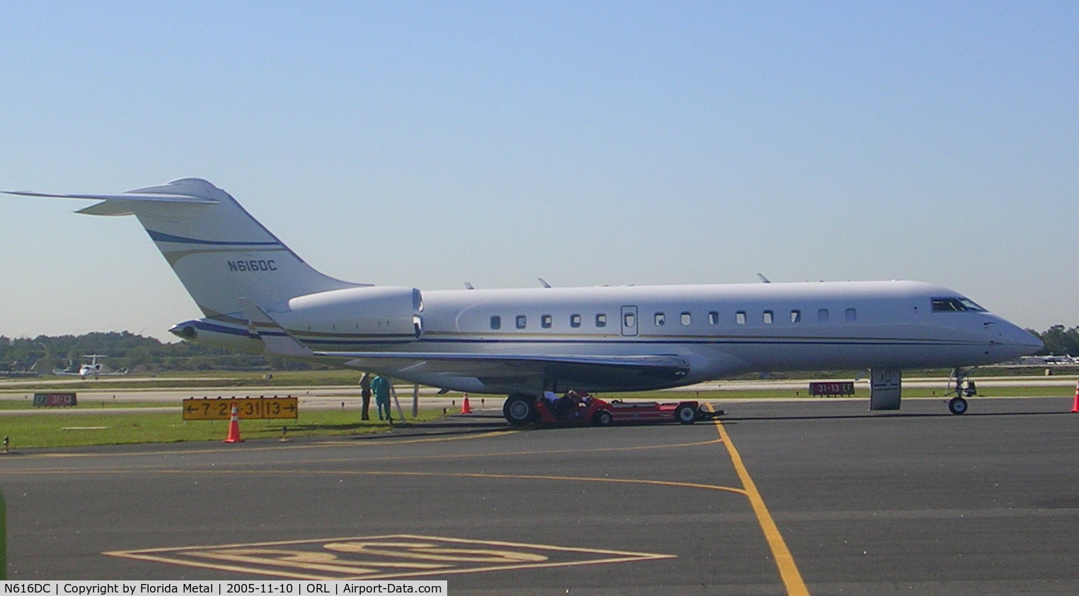 N616DC, 2001 Bombardier BD-700-1A10 Global Express C/N 9025, NBAA 2005