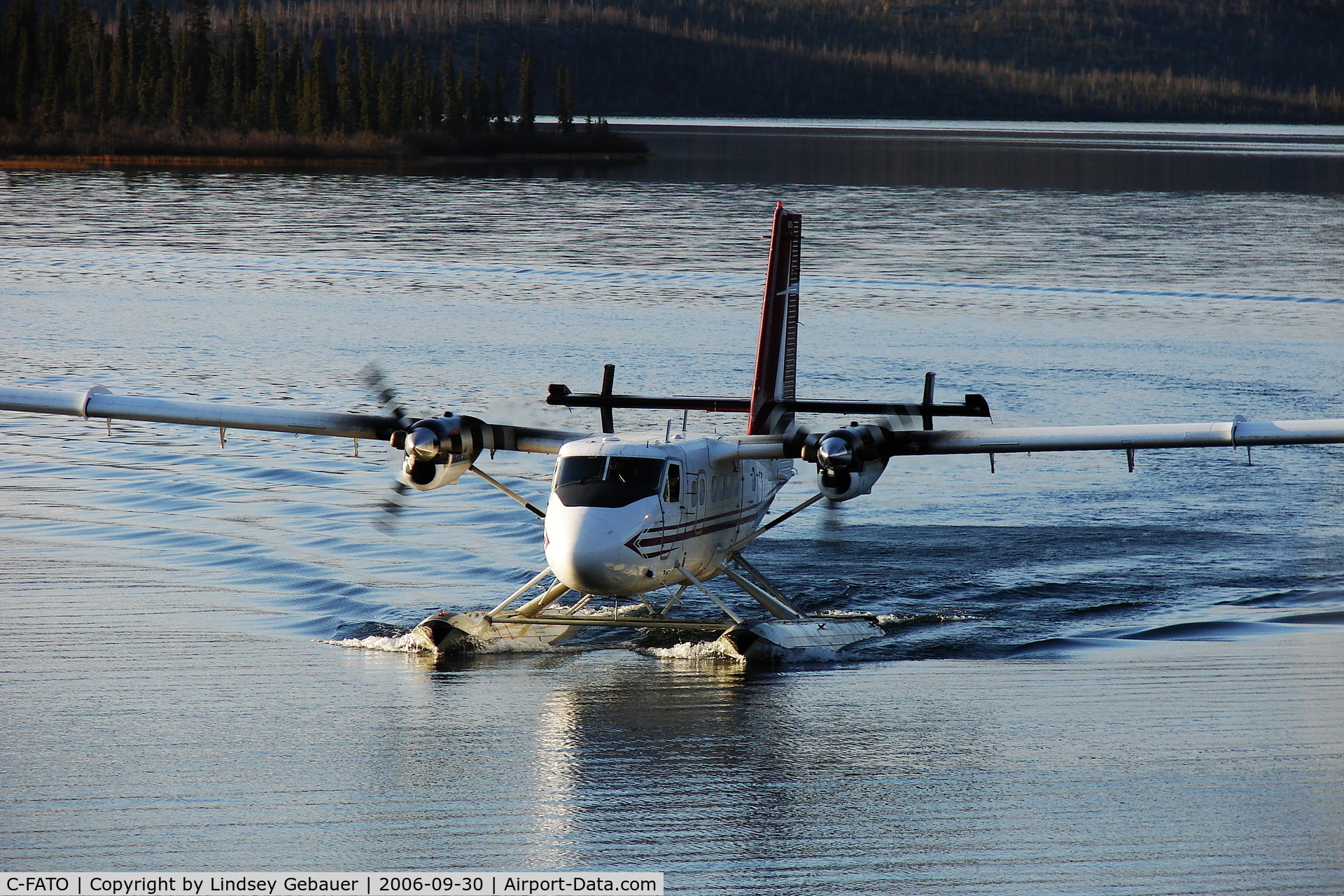 C-FATO, 1980 De Havilland Canada DHC-6-300 Twin Otter C/N 674, ATO Arriving At Bransons Lodge, Great Bear Lake