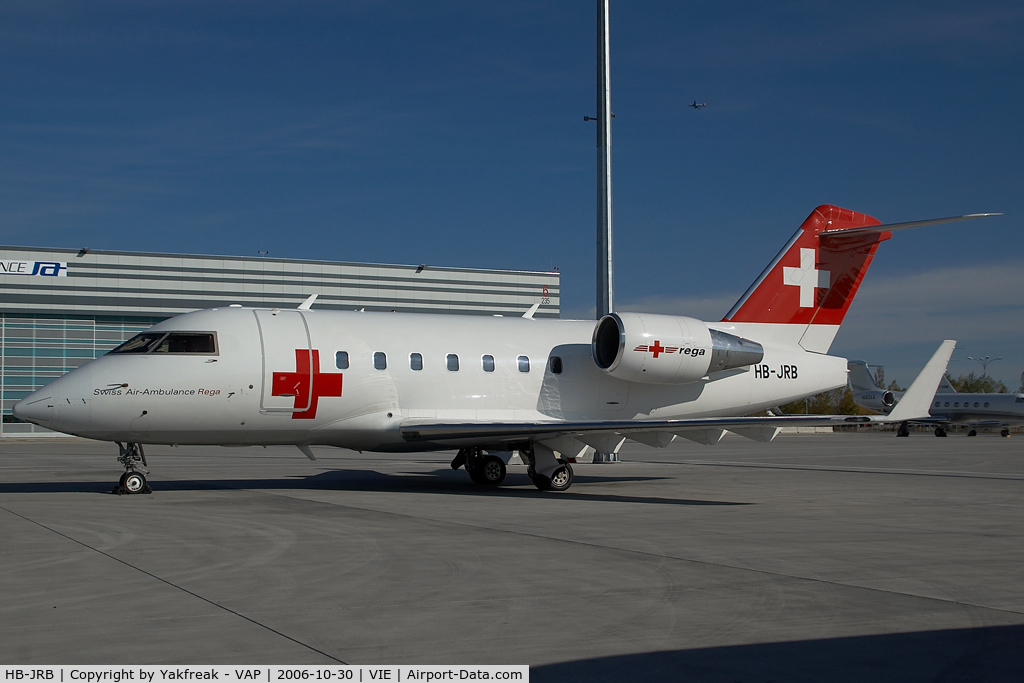 HB-JRB, 2002 Bombardier Challenger 604 (CL-600-2B16) C/N 5530, Canadair CL604 Challanger Swiss Air Ambulance