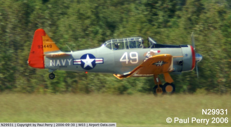 N29931, 1943 North American AT-6G Texan C/N 168-583 (49-3449), Her flying demo over, she returns to Terra Firma