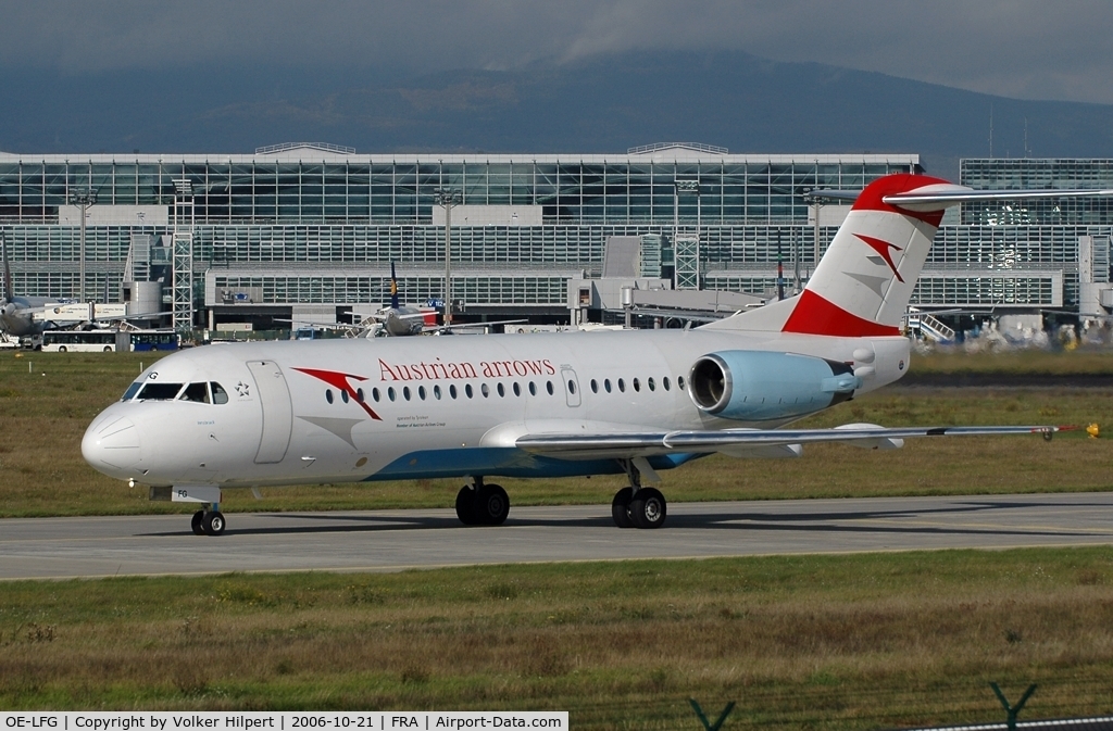 OE-LFG, 1995 Fokker 70 (F-28-0070) C/N 11549, Austrian Arrows Fokker F70