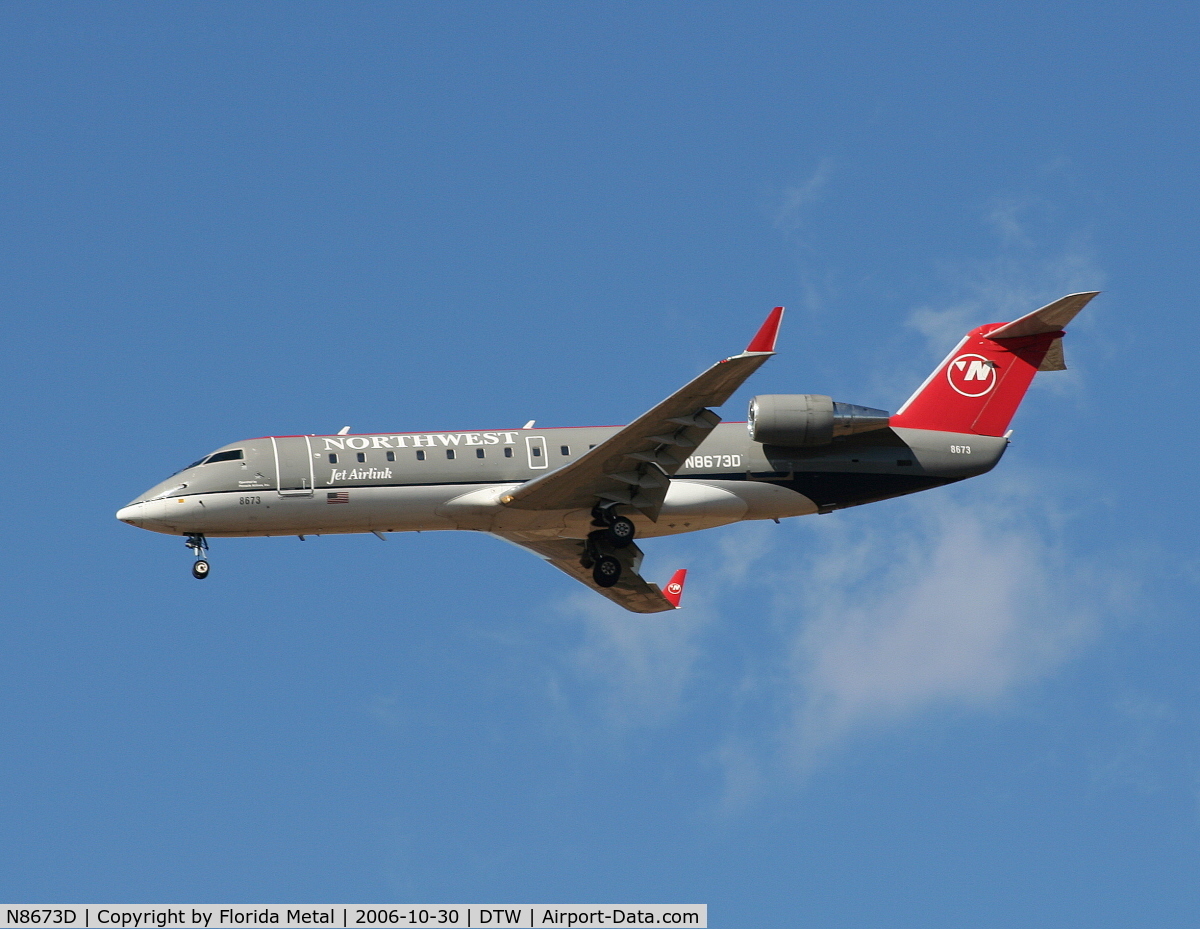 N8673D, 2002 Bombardier CRJ-200ER (CL-600-2B19) C/N 7673, CRJ