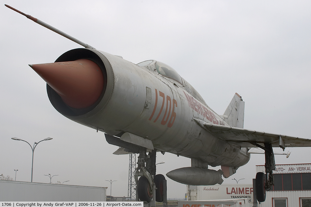 1706, Mikoyan-Gurevich MiG-21PF C/N 761706, MIG-21 ex Polish Air Force