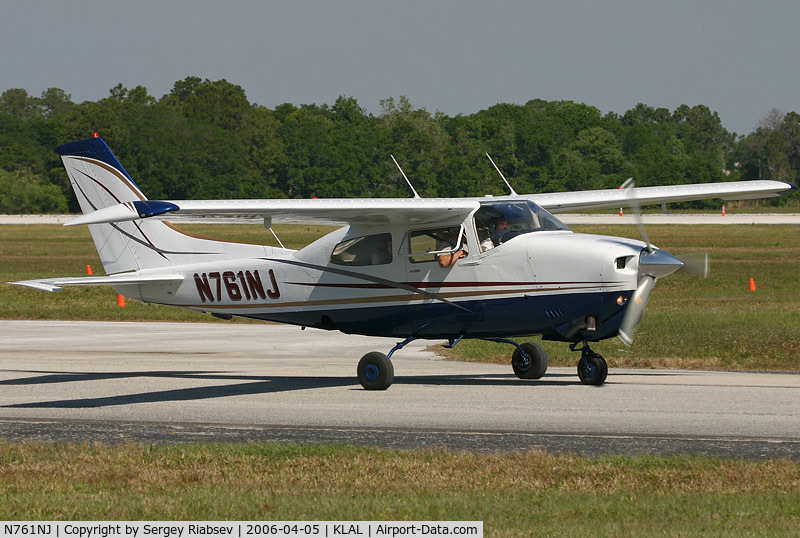 N761NJ, 1977 Cessna T210M Turbo Centurion C/N 21062384, Sun-n-fun 2006