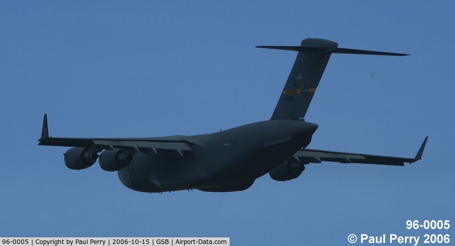 96-0005, 1996 McDonnell Douglas C-17A Globemaster III C/N P-37, The day is done, and this heavy honey is headed home