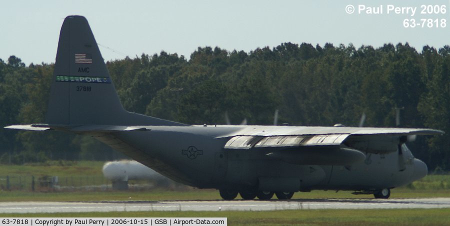 63-7818, 1963 Lockheed C-130E-LM Hercules C/N 382-3884, Quick touchdown, thrust reverse...then off again