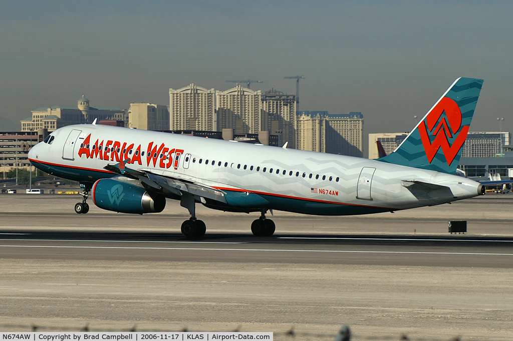 N674AW, 2005 Airbus A320-232 C/N 2359, America West Airlines / 2005 Airbus A320-232