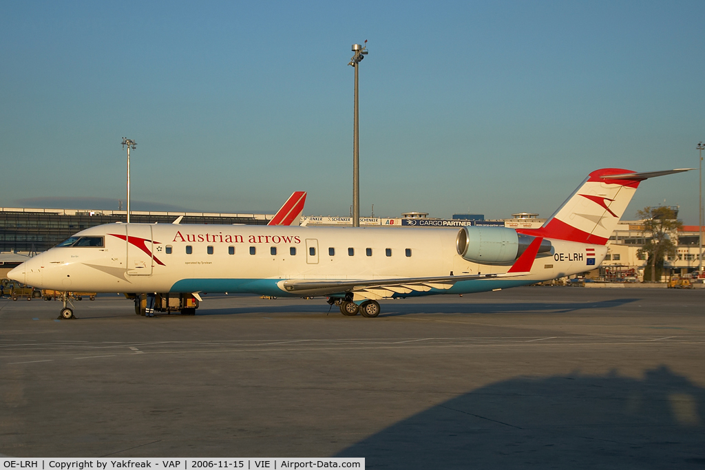 OE-LRH, Canadair CRJ-100LR (CL-600-2B19) C/N 7125, Austrian Arrows Regionaljet 100