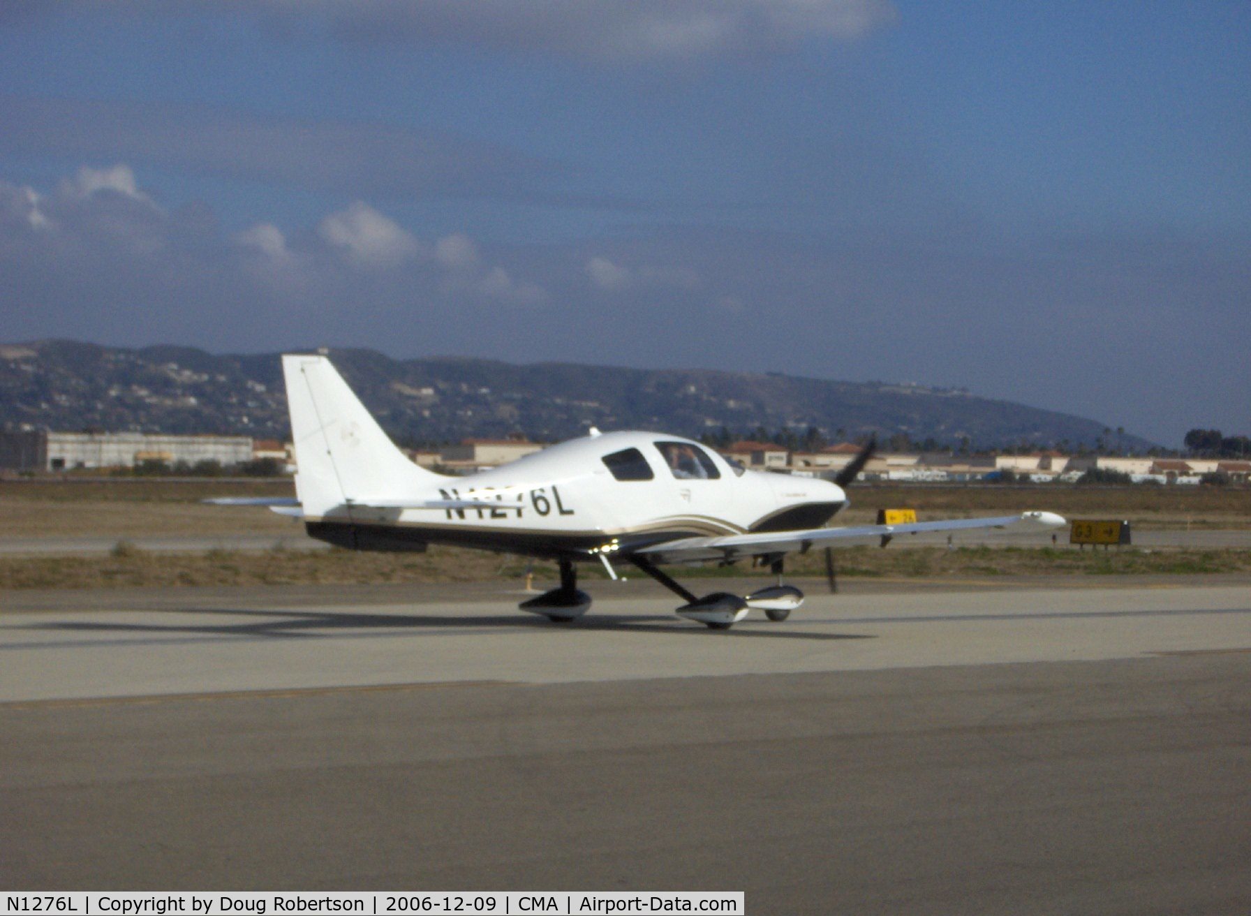 N1276L, 2006 Columbia Aircraft Mfg LC41-550FG C/N 41651, 2006 Columbia 400 LC-41-550FG, Continental TSIO-550-C 310 Hp, taxi