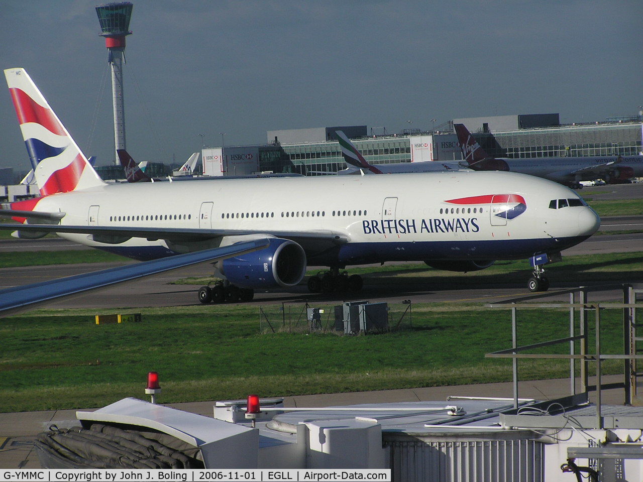 G-YMMC, 2000 Boeing 777-236 C/N 30304, British Airways 777 ariving terminal 4, Heathrow