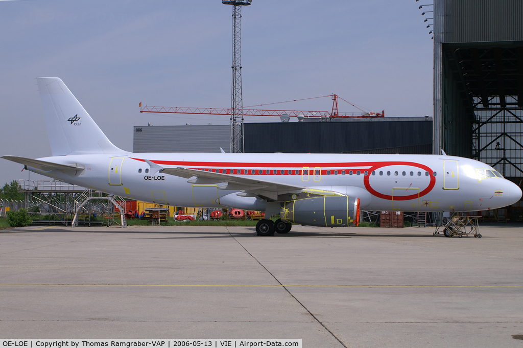 OE-LOE, 1997 Airbus A320-232 C/N 659, ex NiKi (now DLR) A320-200