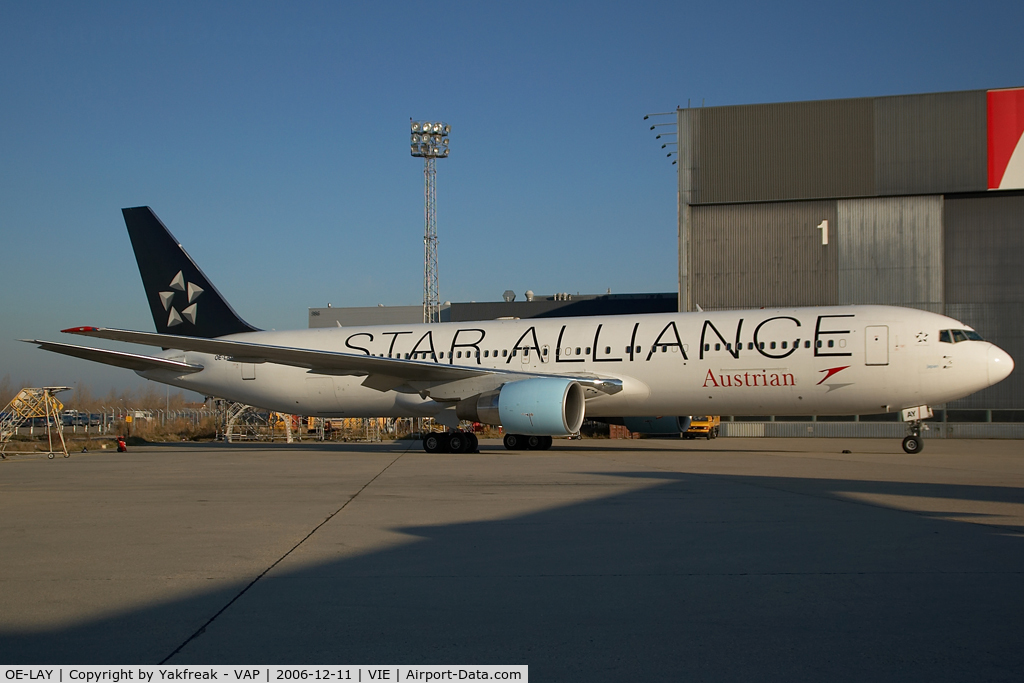 OE-LAY, 1998 Boeing 767-3Z9/ER C/N 29867, Austrian Airlines Boeing 767-300 in Star Alliance colors