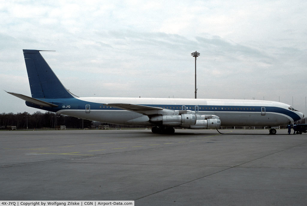 4X-JYQ, 1969 Boeing 707-344C C/N 20110, visitor