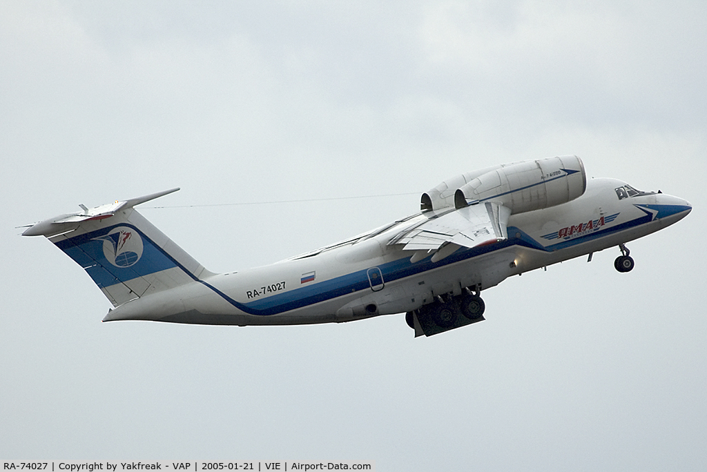 RA-74027, Antonov An-74 C/N 36547096920, Yamal Antonov 74