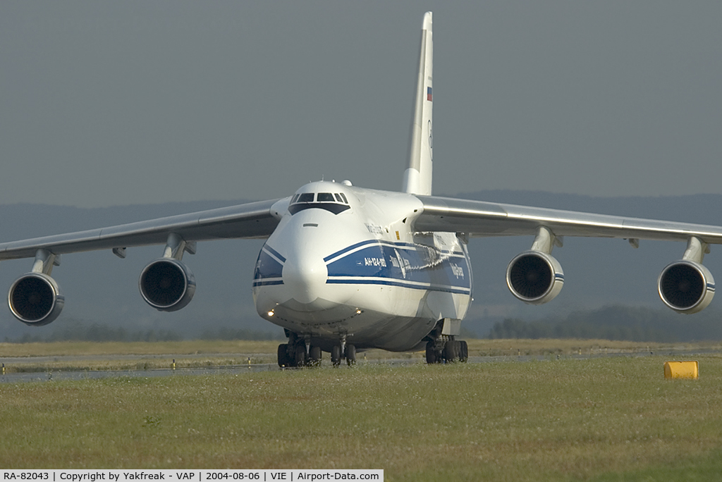 RA-82043, 1990 Antonov An-124-100 Ruslan C/N 9773054155101/0607, Volga Dnepr Antonov 124