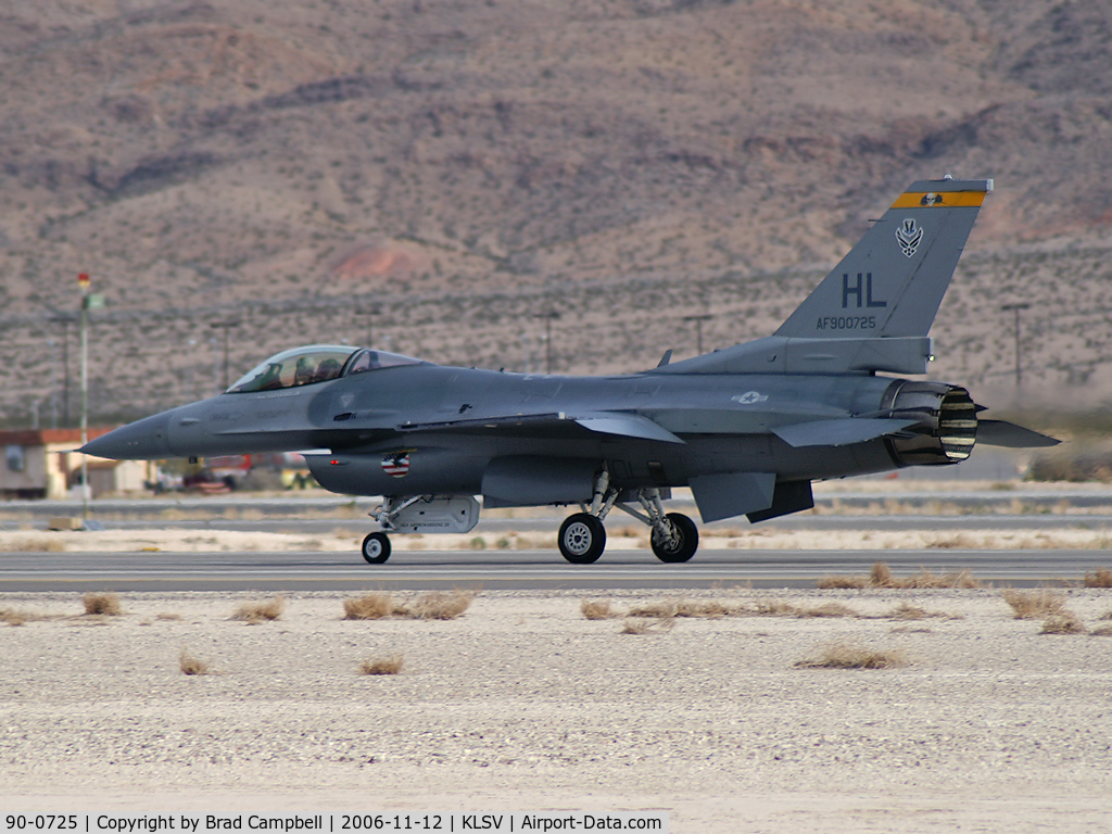 90-0725, 1990 General Dynamics F-16CG Night Falcon C/N 1C-333, General Dynamics / USAF / F-16CG Fighting Falcon (cn 1C-333) / Aviation Nation 2006