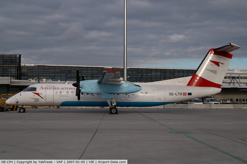 OE-LTH, 1997 De Havilland Canada DHC-8-314Q Dash 8 C/N 442, Austrian Arrows Dash 8-300