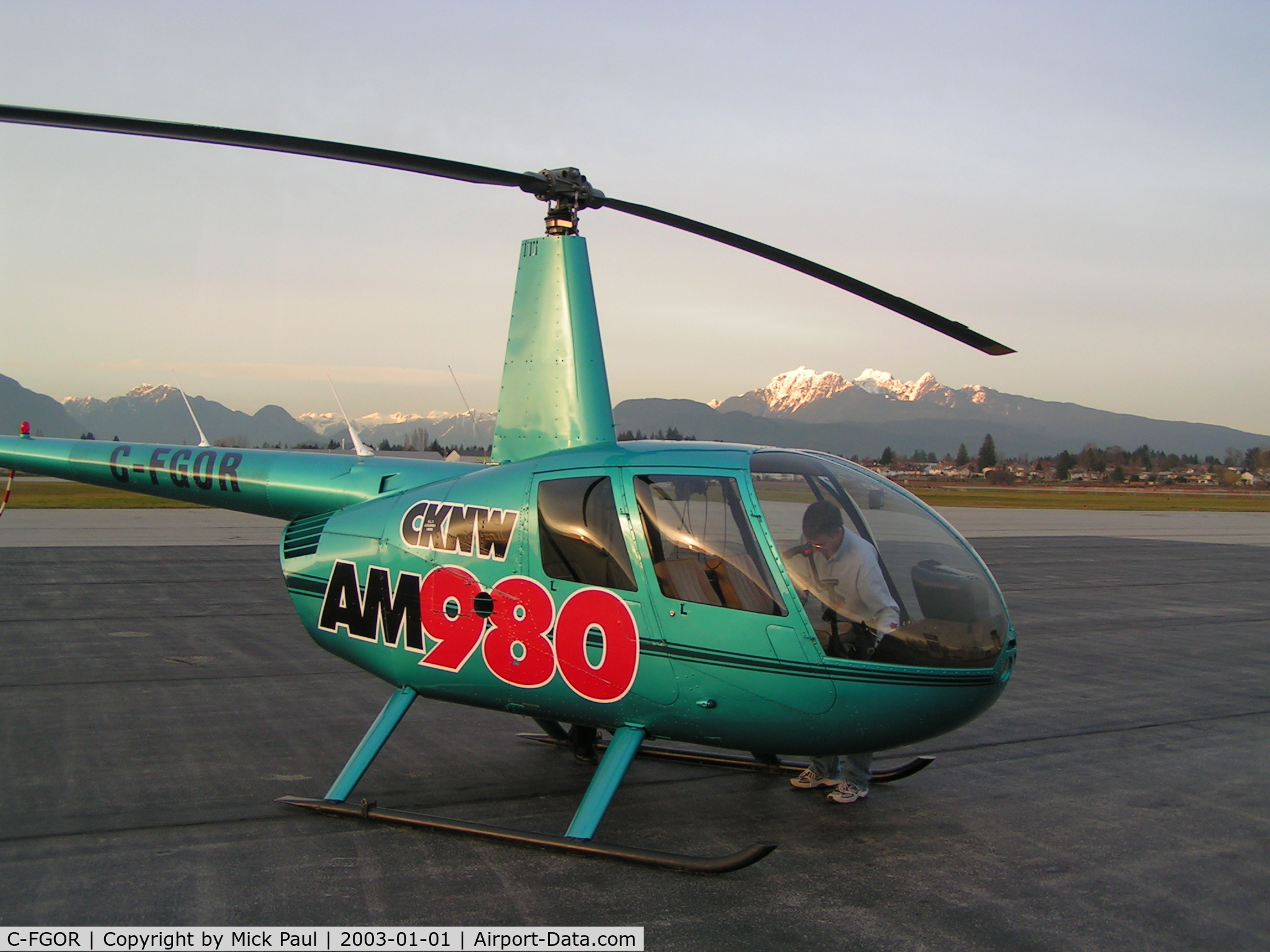 C-FGOR, 2002 Robinson R44 II C/N 10013, Canadian Traffic Network Chopper C-FGOR in Vancouver