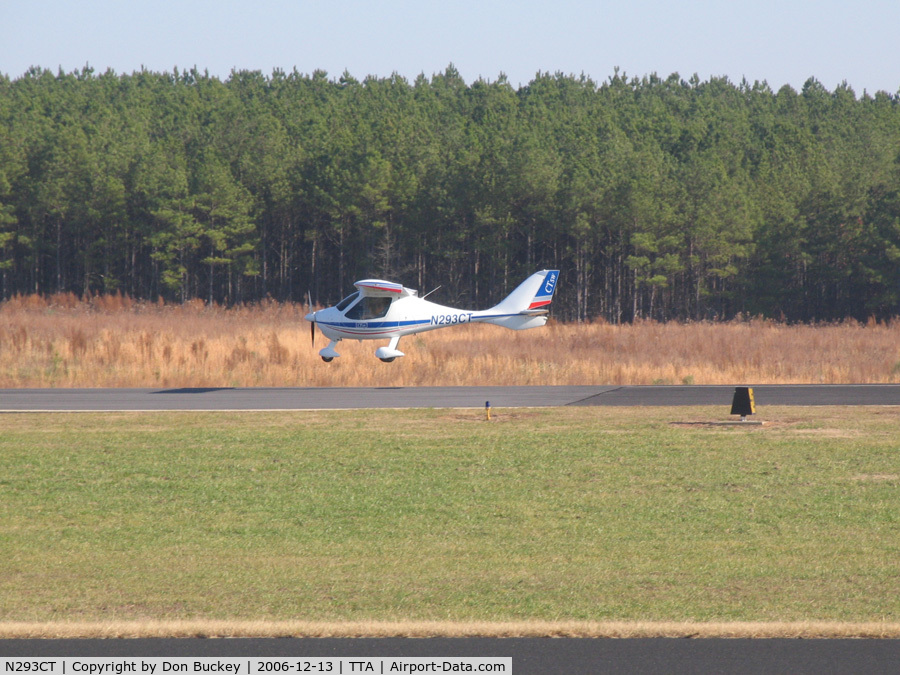 N293CT, 2006 Flight Design CTSW C/N 06-08-08, Landing in Sanford, NC (KTTA)