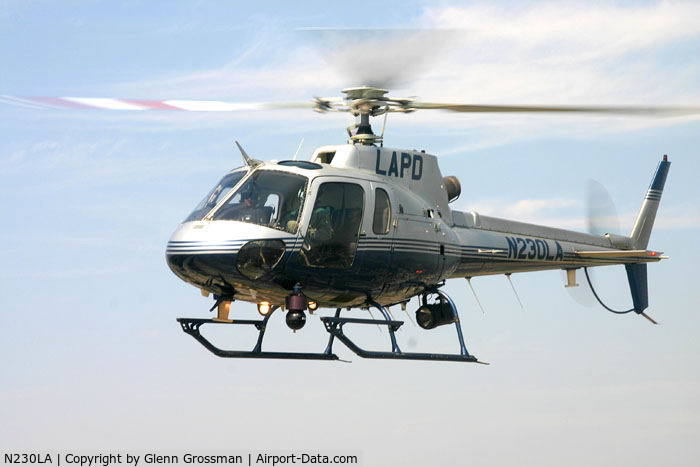 N230LA, 2000 Eurocopter AS-350B-2 Ecureuil Ecureuil C/N 3318, Eurocopter AS 350 B2 Preparing To Land
