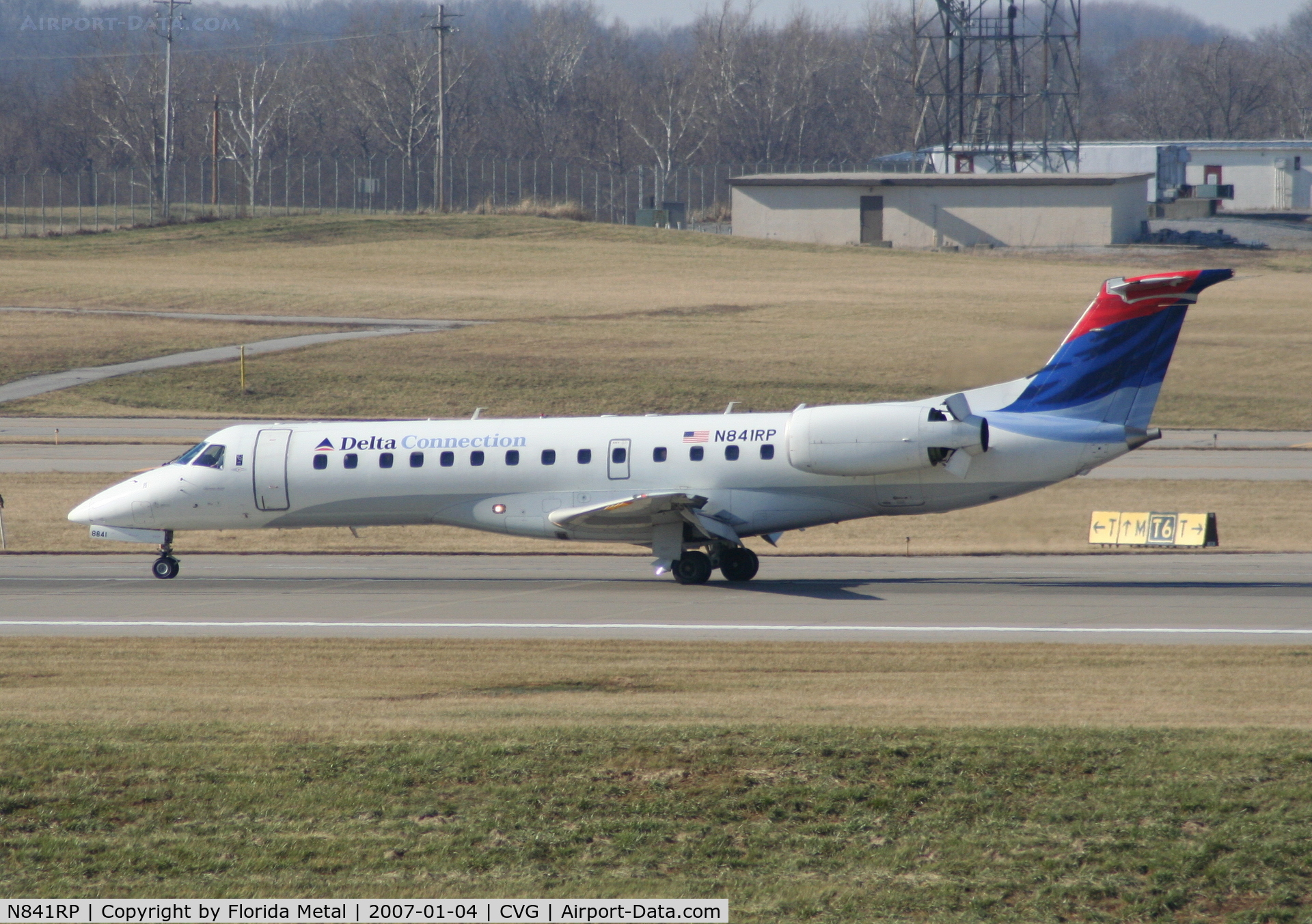 N841RP, 2003 Embraer ERJ-135LR (EMB-135LR) C/N 145737, Delta Connection