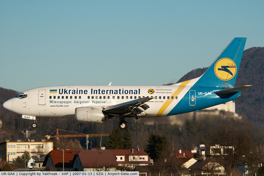 UR-GAK, 1992 Boeing 737-5Y0 C/N 26075, Ukraine International Boeing 737-500