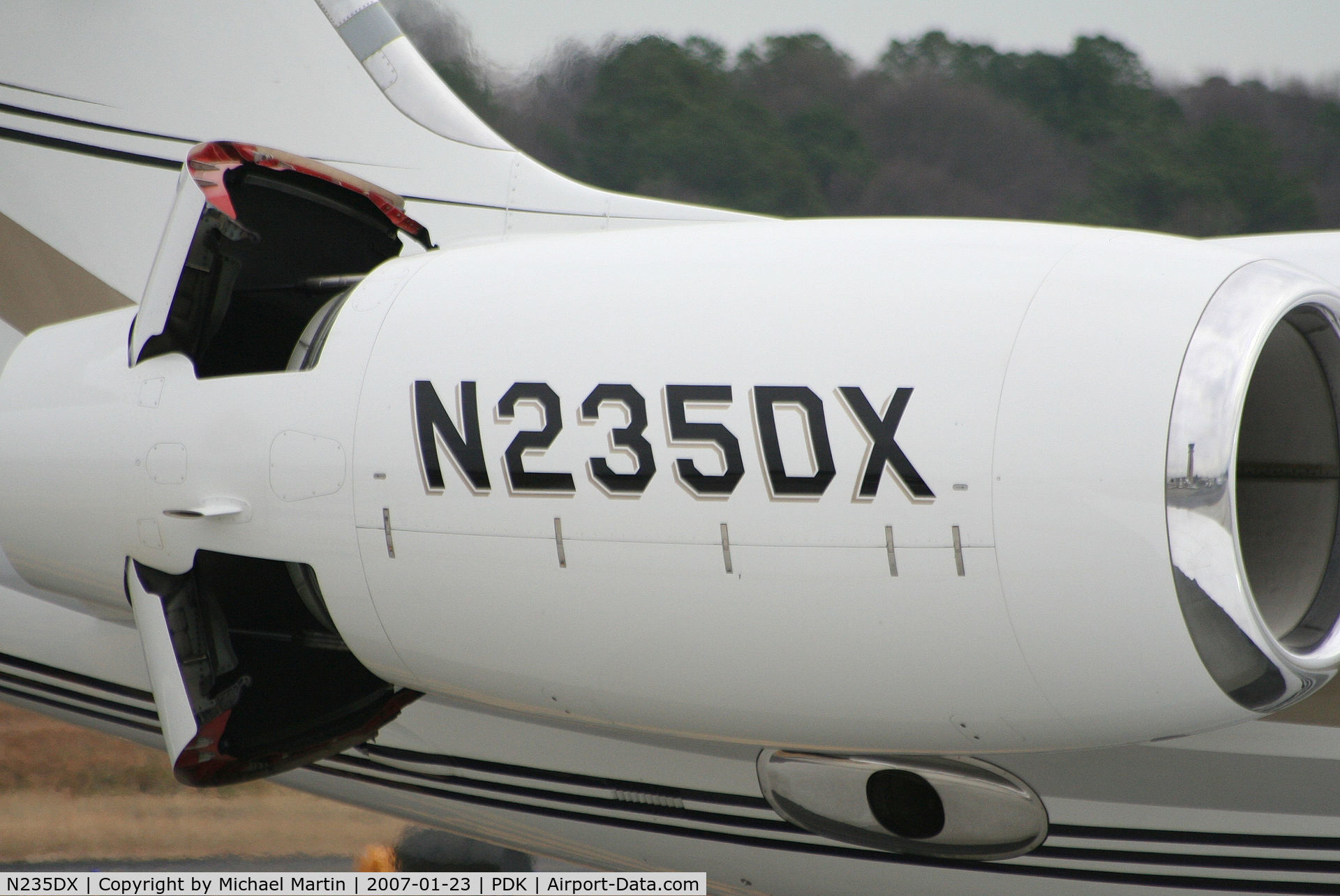 N235DX, 2005 Gulfstream Aerospace GV-SP (G550) C/N 5085, Tail Numbers