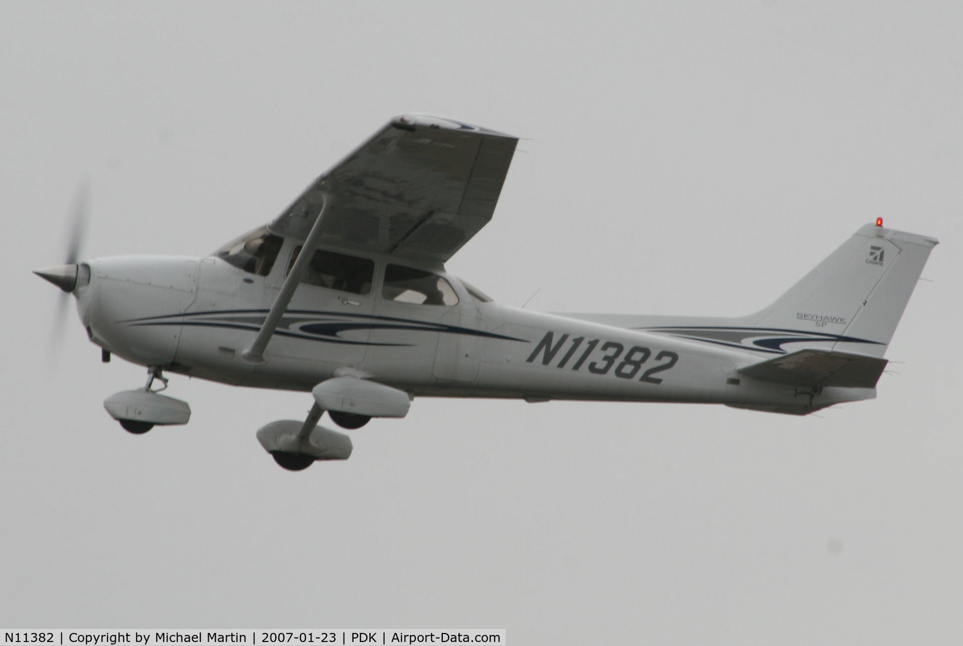 N11382, Cessna 150L C/N 15075371, Departing PDK enroute to MLU