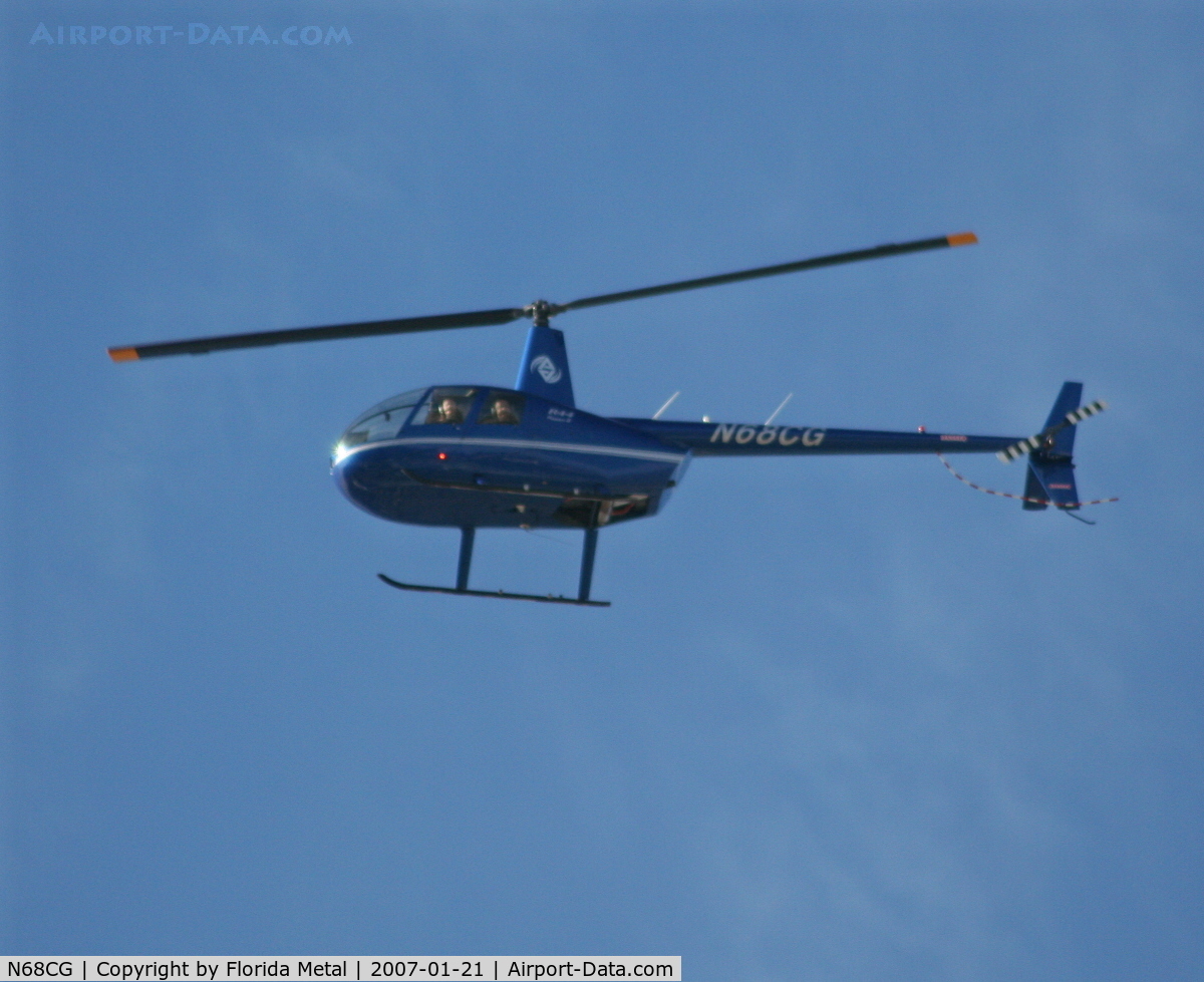 N68CG, 2006 Robinson R44 II C/N 11312, In flight over Downtown Atlanta