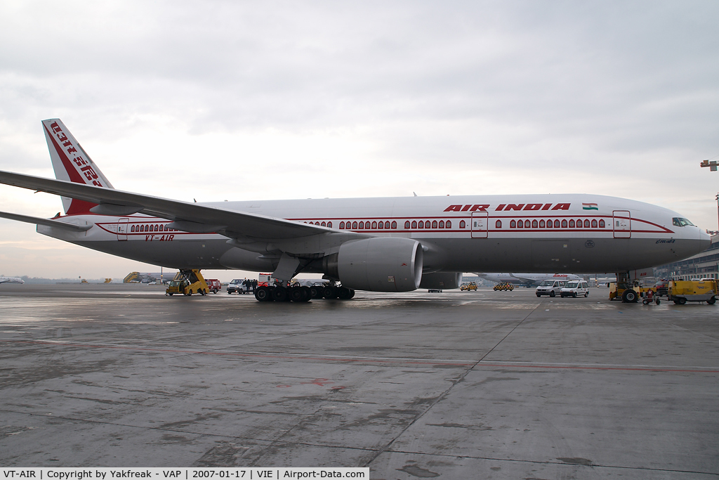 VT-AIR, 1994 Boeing 777-222 C/N 26917, Air India Boeing 777-200