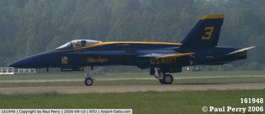 161948, McDonnell Douglas F/A-18A Hornet C/N 0157, Taxiing back after another great show