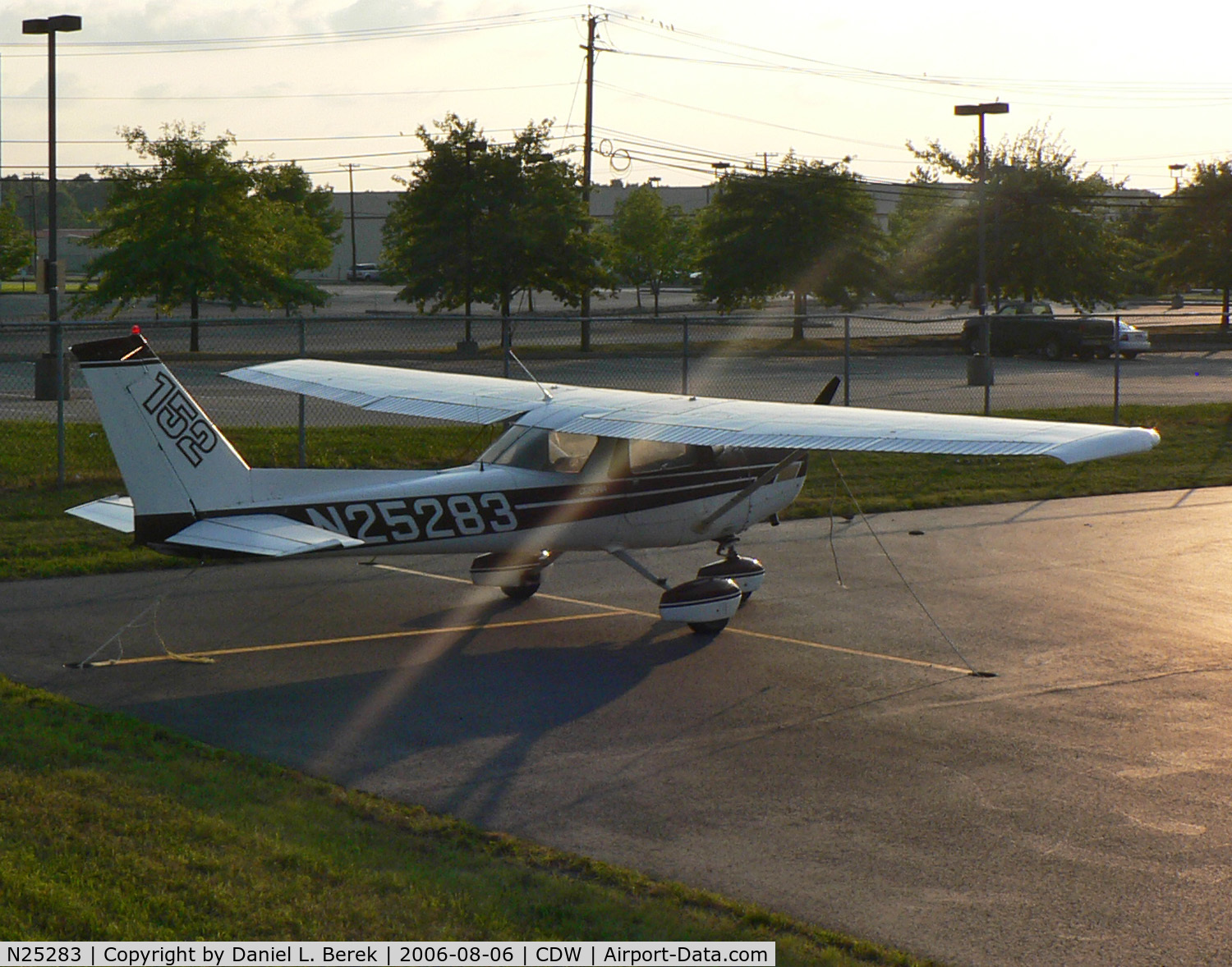 N25283, 1977 Cessna 152 C/N 15280571, Normally based in Vermont ski country, this Cessna 152 enjoys a summer evening in New Jersey.