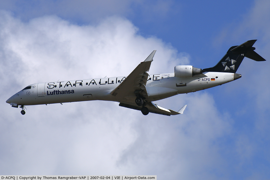D-ACPQ, 2003 Canadair CRJ-700 (CL-600-2C10) Regional Jet C/N 10091, Lufthansa Canadair Regionaljet 700 (Star Alliance colors)