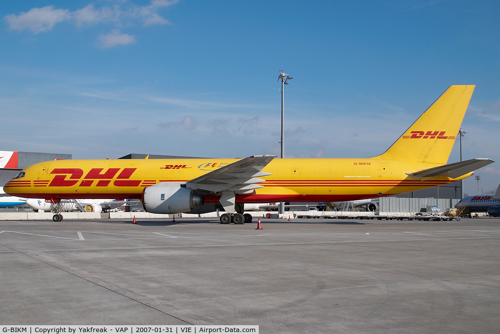 G-BIKM, 1984 Boeing 757-236/SF C/N 22184, European Air Transport Boeing 757-200 in DHL colors