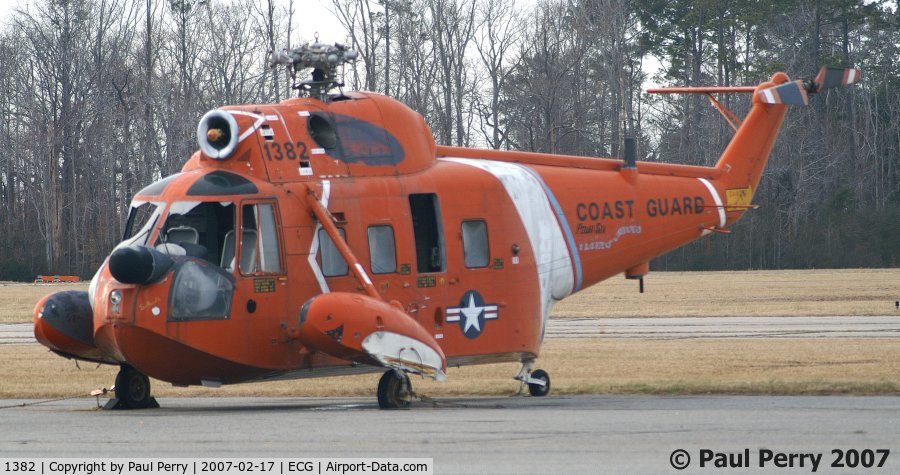 1382, Sikorsky HH-52A Sea Guard C/N 62.063, Seems she was once assigned to the Icebreaker Polar Sea